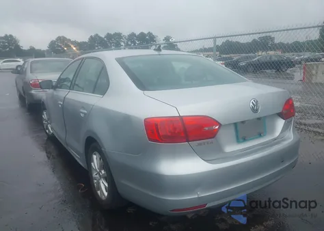 2013 Volkswagen Jetta 2.5L Se из США, поврежденный, VIN 3VWDP7AJ5DM353802